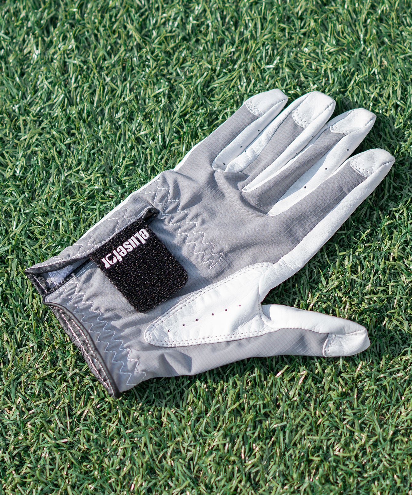 Precision Master Men's Left Hand Golf Glove - Ethiopian Highland Sheepskin Leather, Ergonomic Design, Ultimate Grip, BadgeFlex Add-on